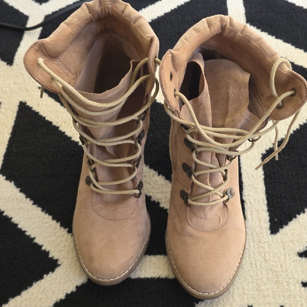 Women's Tan Lace-Up Boots